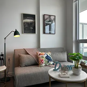 Apartment Gorgeous Place In Downtown Rmd