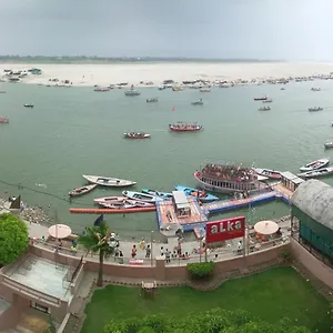 Alka 3*, Varanasi India