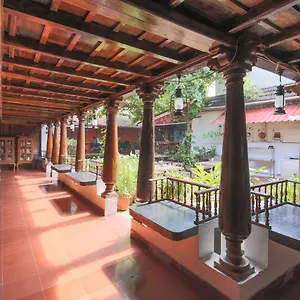 Rossitta Wood Castle 3*, Kochi India